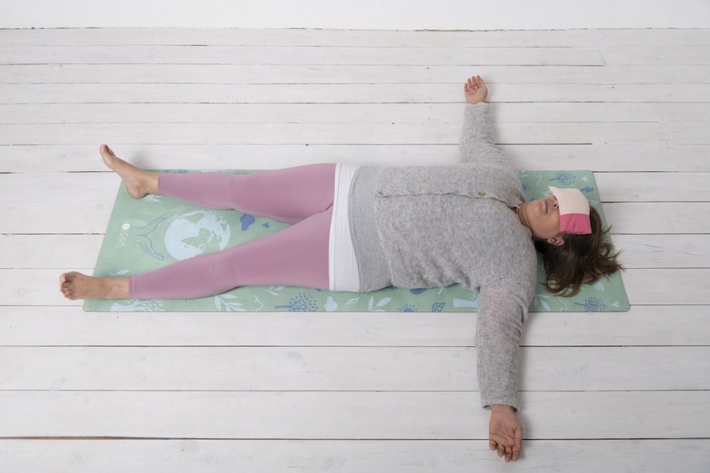 mit yoga leichter einschlafen
